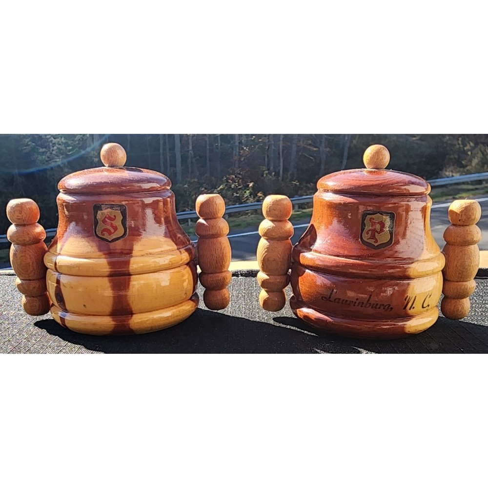 Wooden Salt And Pepper Shaker Set‎ Laurinburg N.C